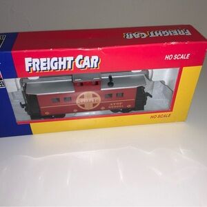 Life-Like HO Scale 35' Santa Fe 999851 Red Center Cupula Caboose